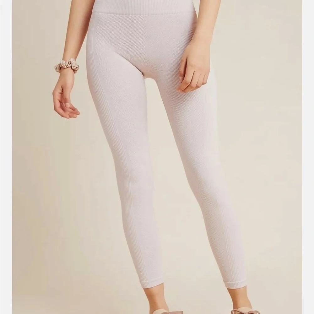 Anthropologie Leggings Seamless Design